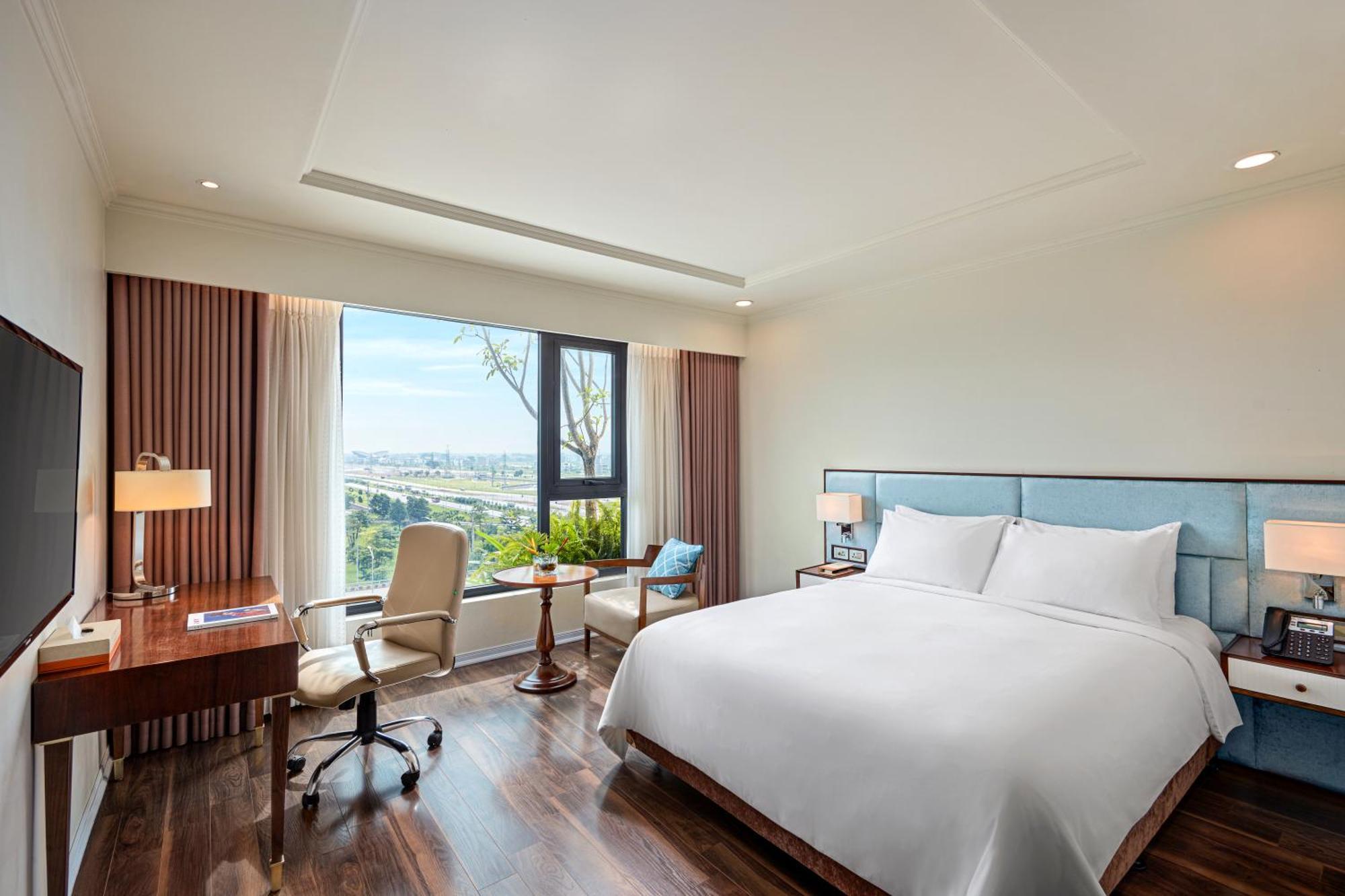 Ravatel Luxury Hotel Bac Giang Exterior foto