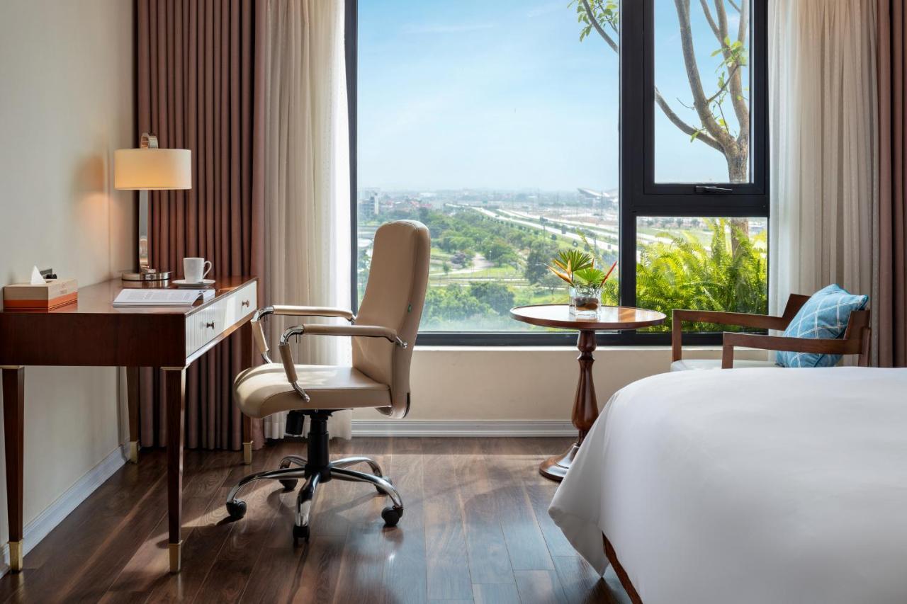 Ravatel Luxury Hotel Bac Giang Exterior foto
